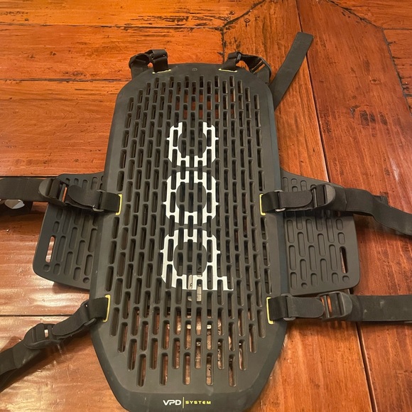 Men’s POC chest plate size large - Picture 7 of 8